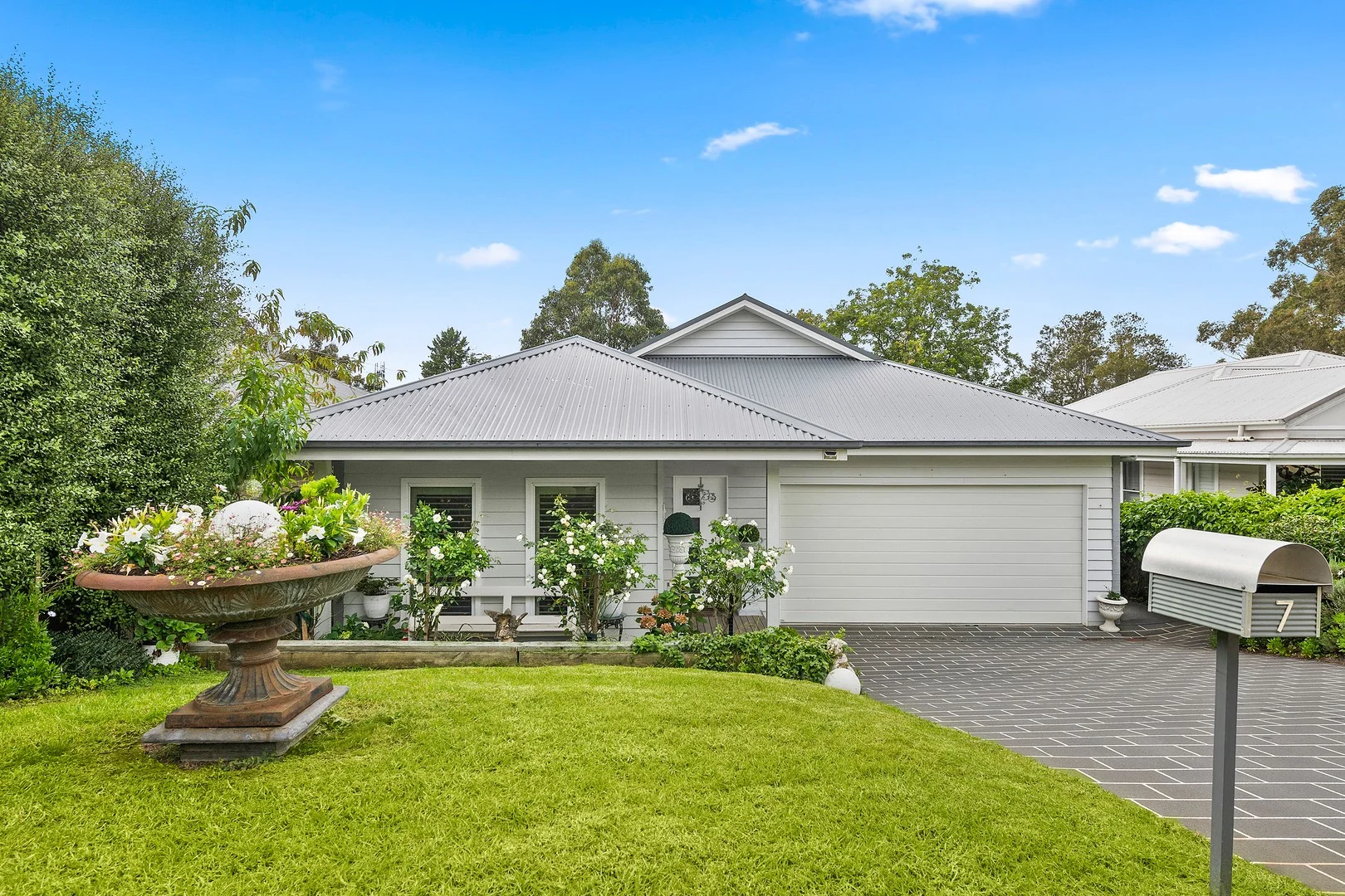 Additional image 2 of 7 Barton Close, Mittagong NSW 2575
