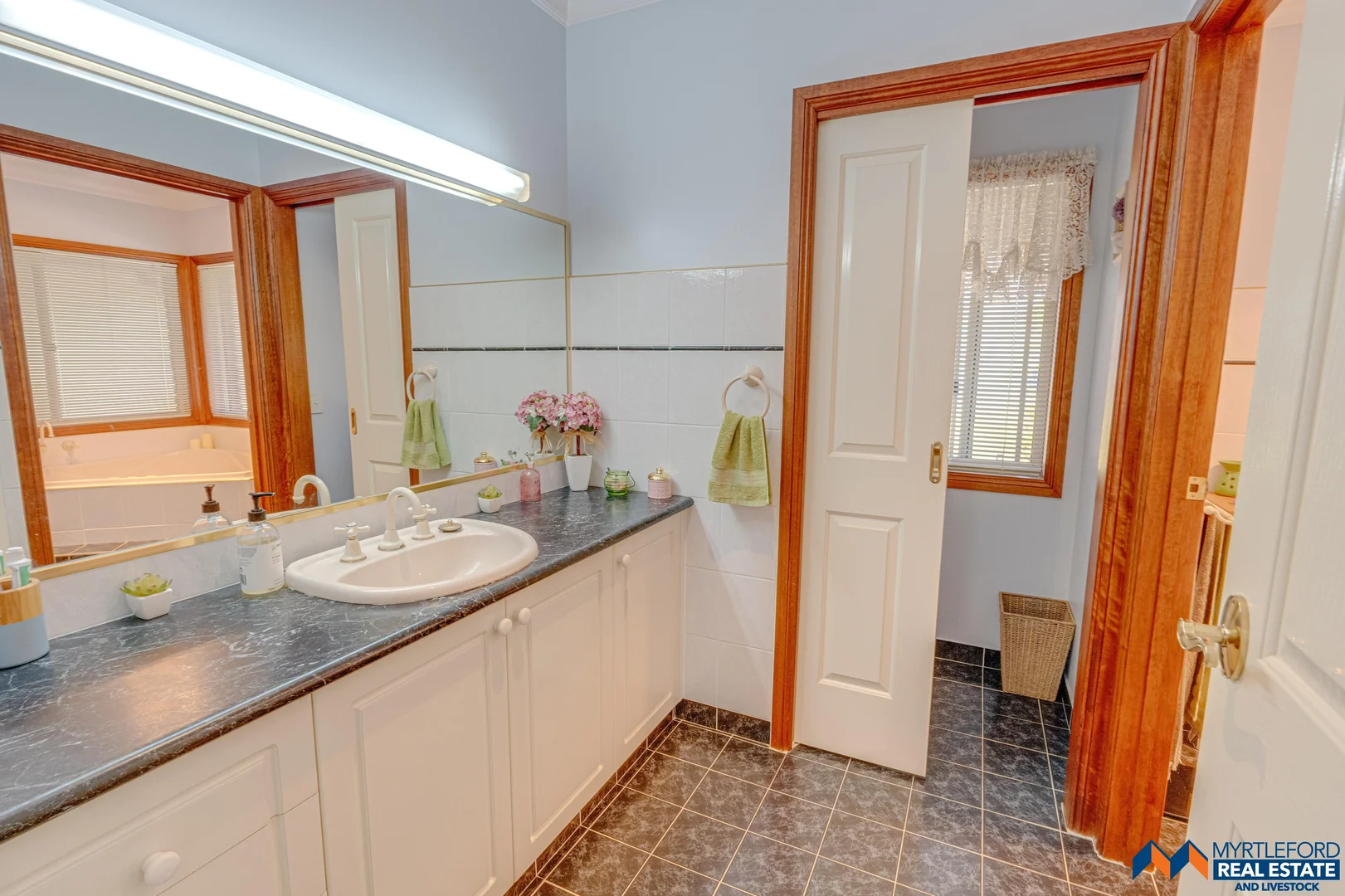 Additional image 21 of 330 Clemens Lane, Myrtleford VIC 3737