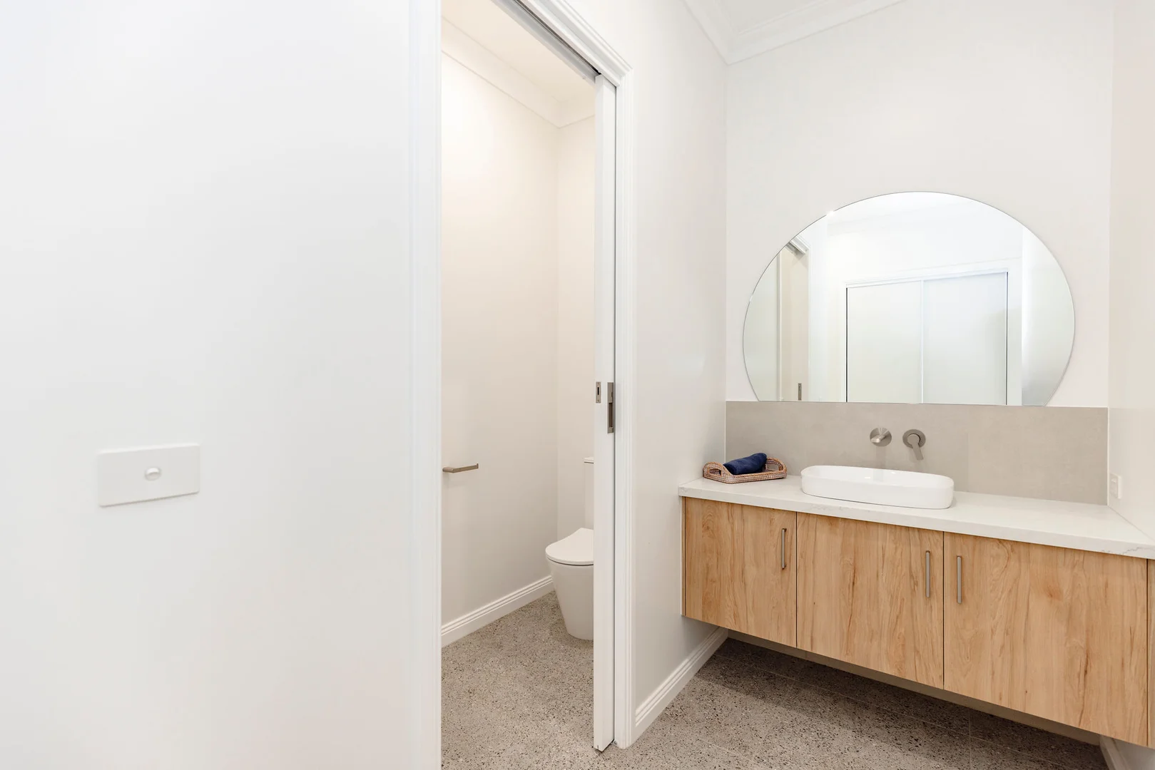 Additional image 16 of 2/13-15 Kimberley Avenue, Swan Hill VIC 3585