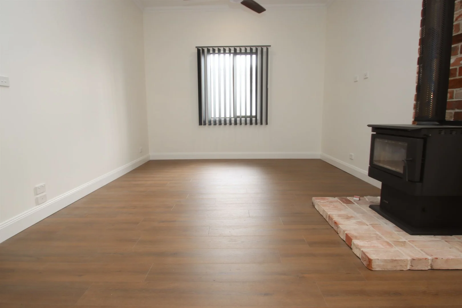 Additional image 4 of 82 High Street, Tenterfield NSW 2372