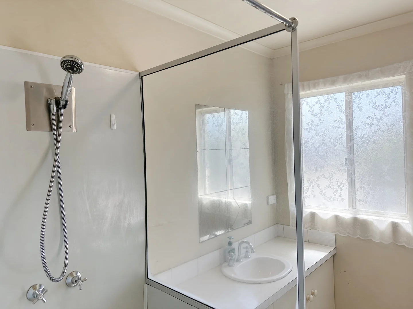 Additional image 16 of 1-2/21 Annie St, St Helens TAS 7216