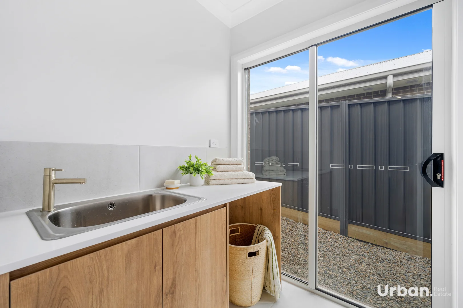 Additional image 10 of 52 Holroyd Street, Albion Park NSW 2527