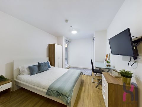 Arndale House, 89-103 London Road, Liverpool L3, Room to rent