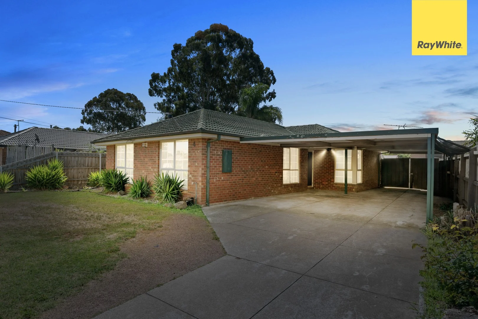 4 Barries Road, Melton VIC 3337