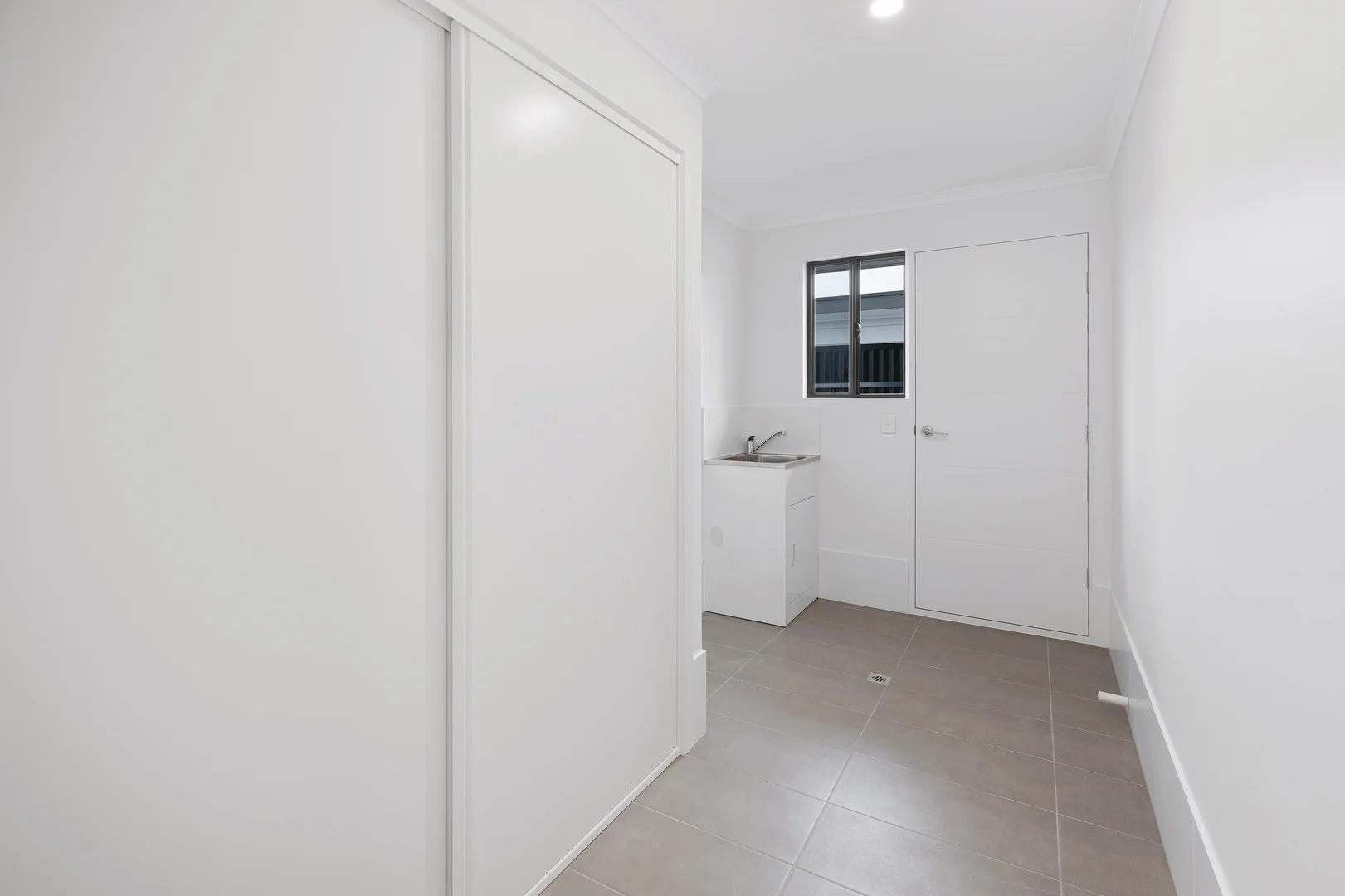 Additional image 11 of 13 Graham Smelt Causeway, Tumby Bay SA 5605