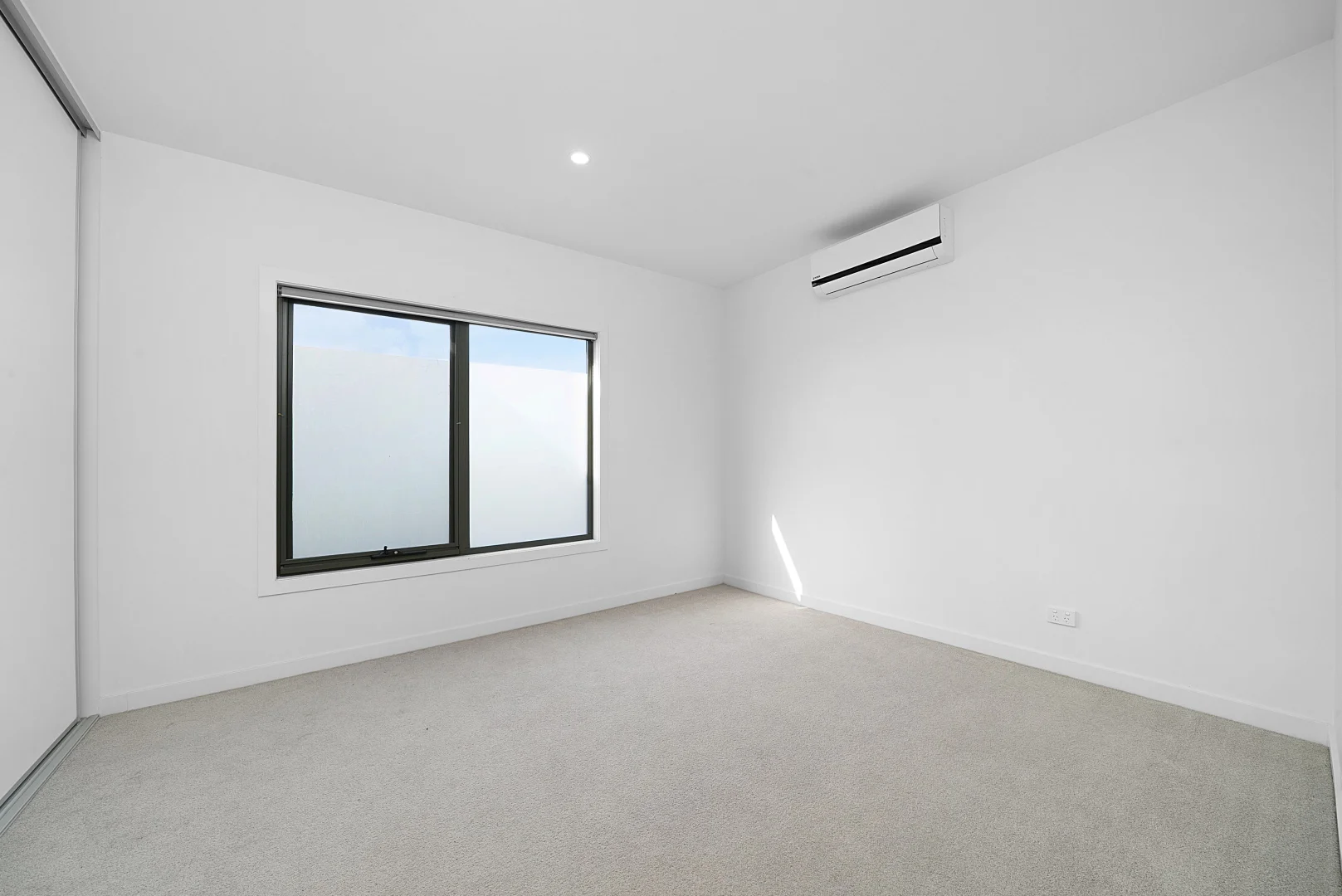 Additional image 9 of 199 Waterhaven Boulevard, Point Cook VIC 3030
