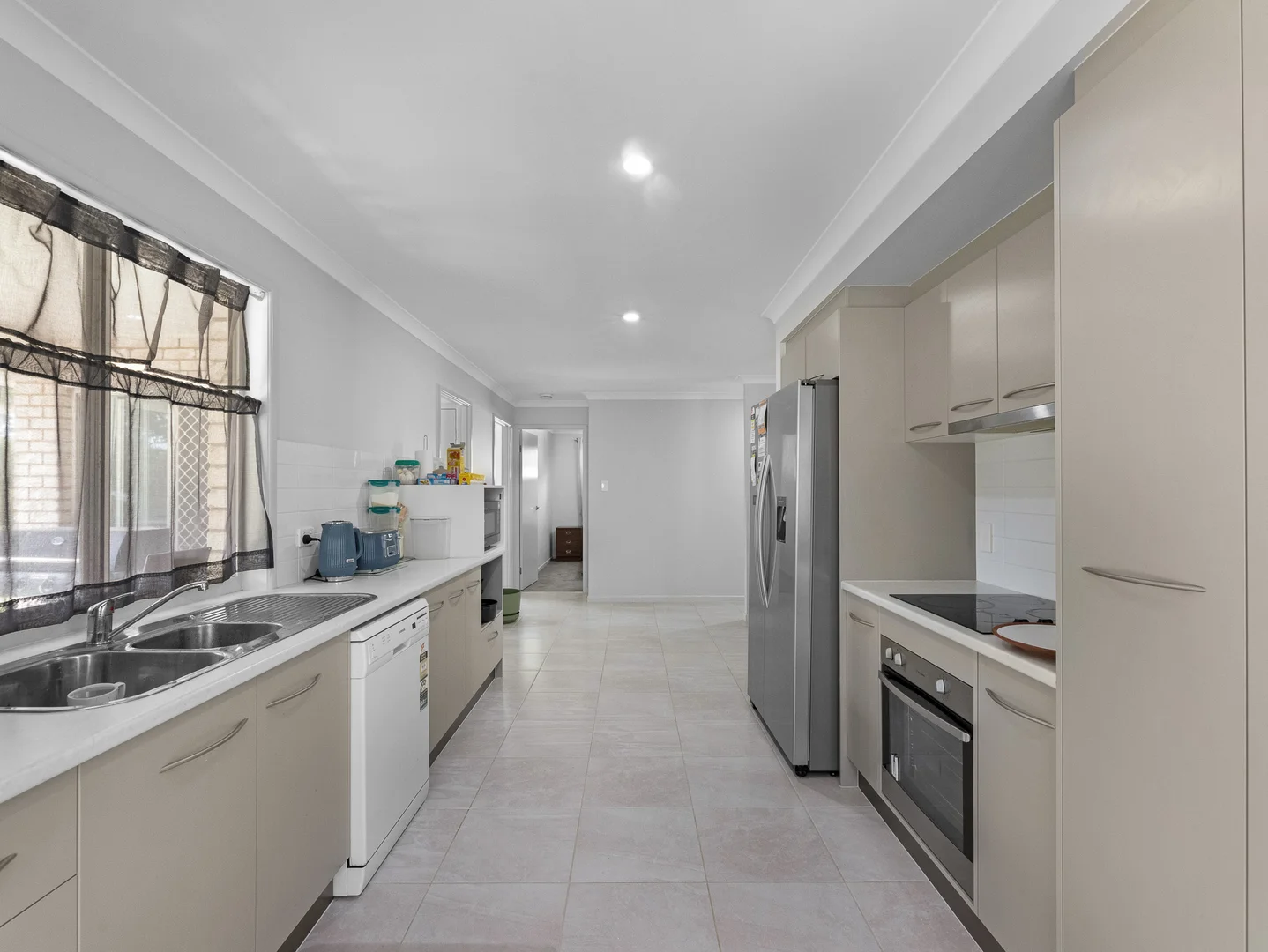 Additional image 2 of 16 Jilgarree Place, Oakhurst QLD 4650