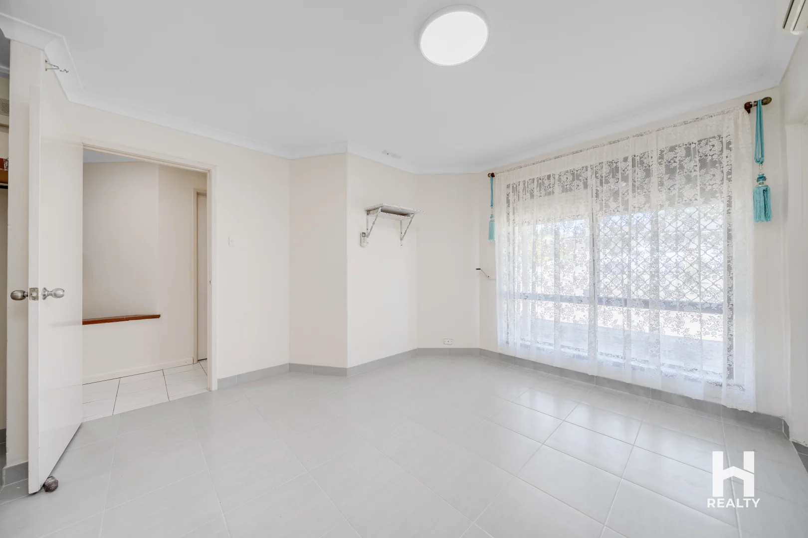 Additional image 14 of 42 Oakleaf Circle, Mirrabooka WA 6061