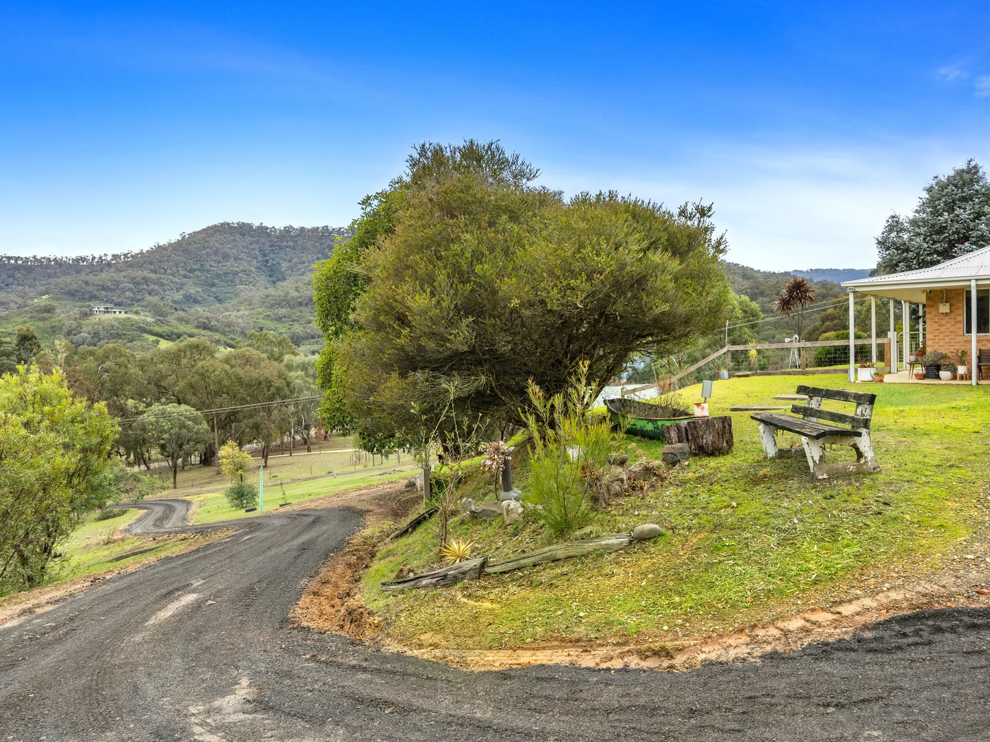 Additional image 31 of 1 Rosalie Close, Eildon VIC 3713