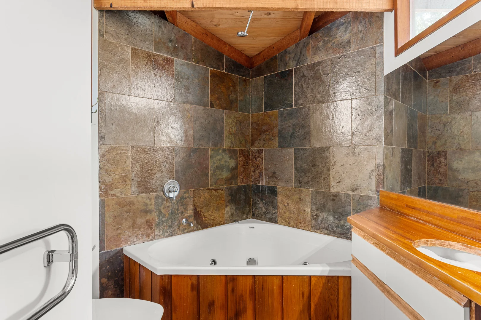 Additional image 8 of 98 Ellerina Road, Mount Martha VIC 3934