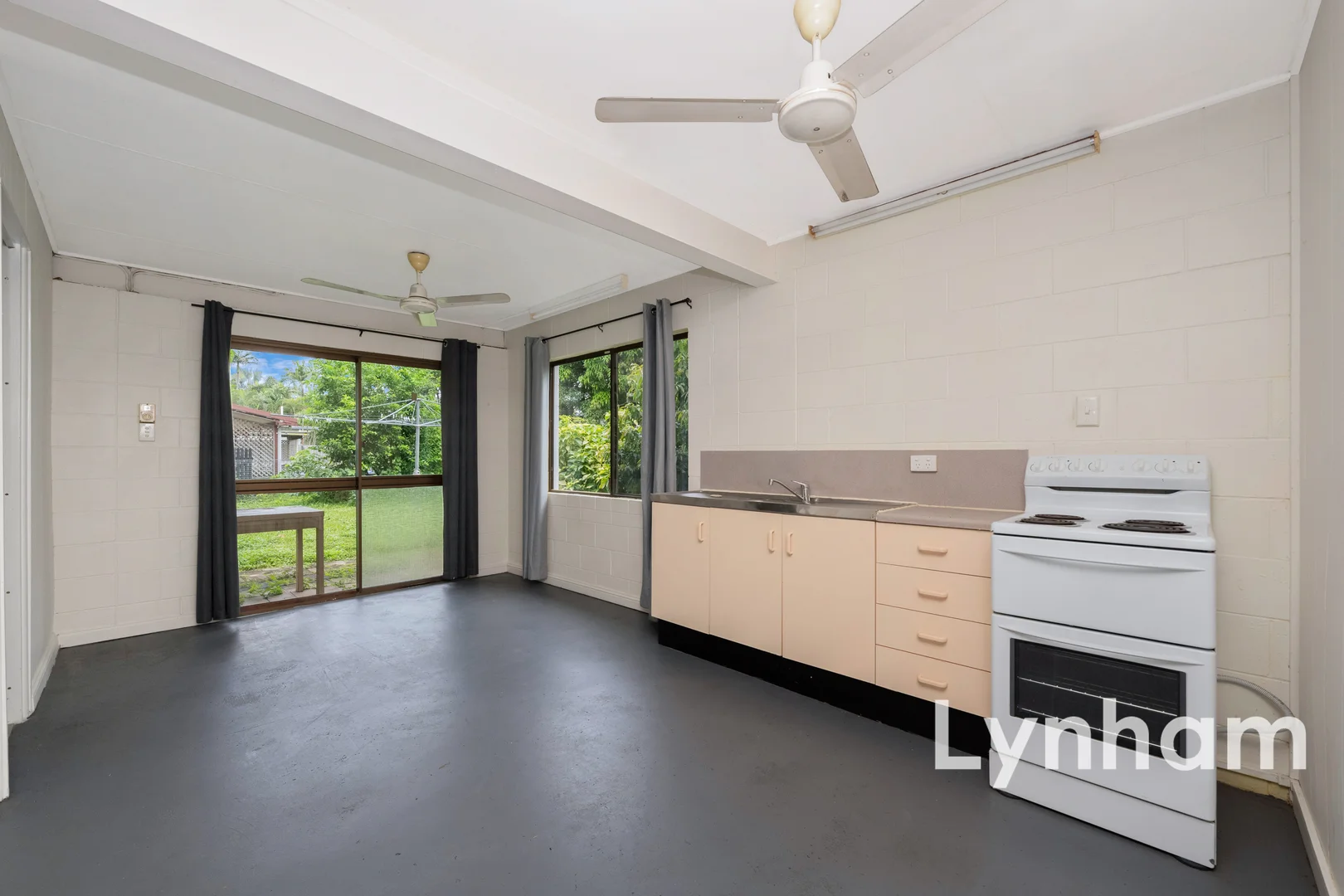 Additional image 8 of 18 Dollview Avenue, Rasmussen QLD 4815