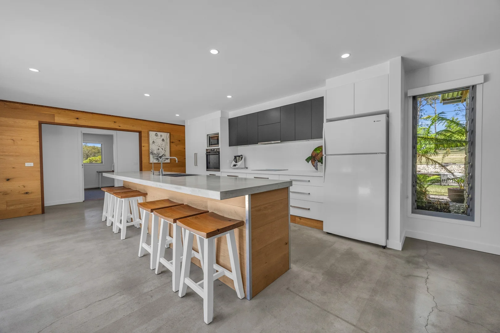 Additional image 4 of 130 Strathmore Crescent, Kalaru NSW 2550