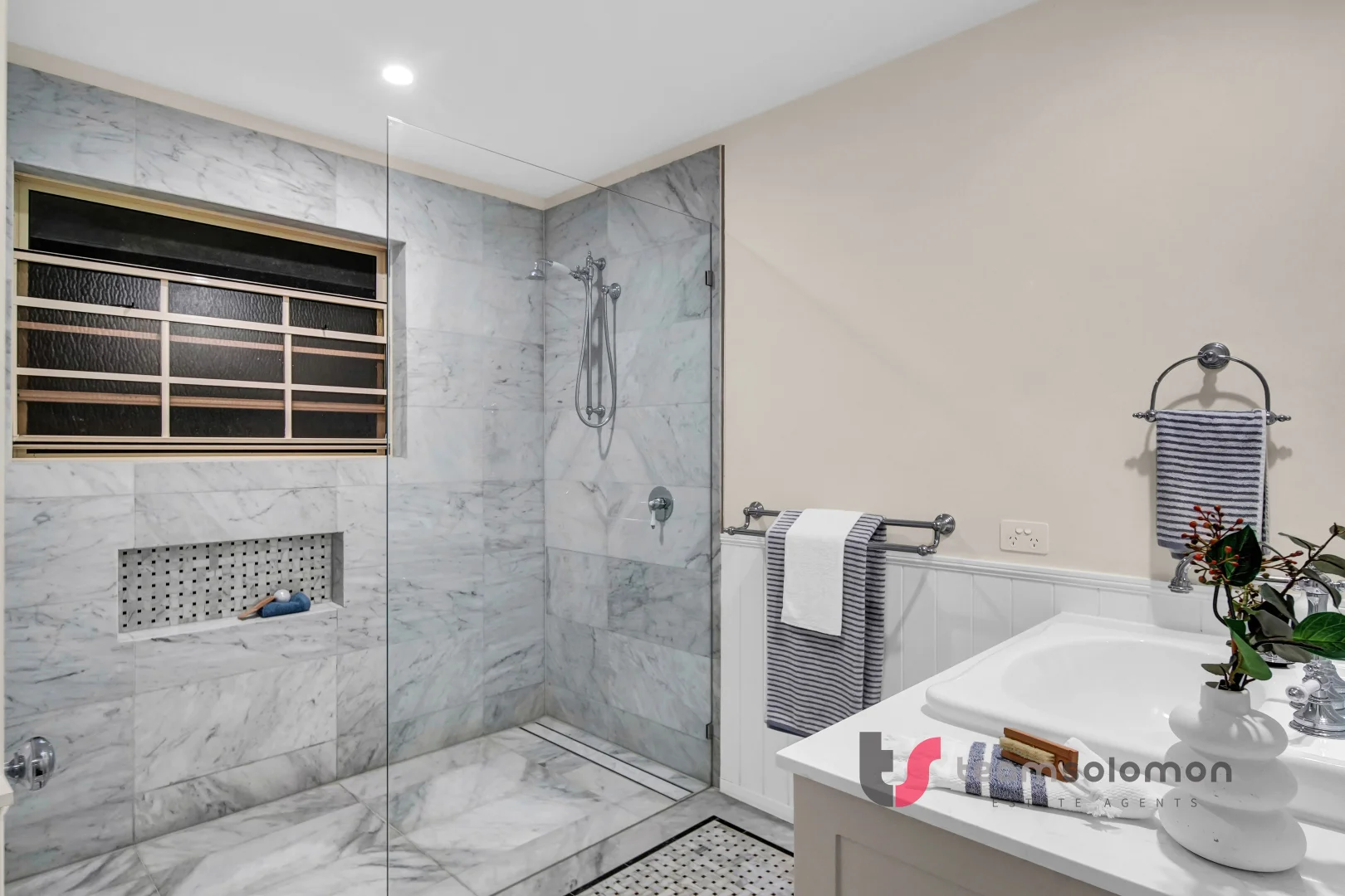 Additional image 36 of 21 Como Street, Ormiston QLD 4160