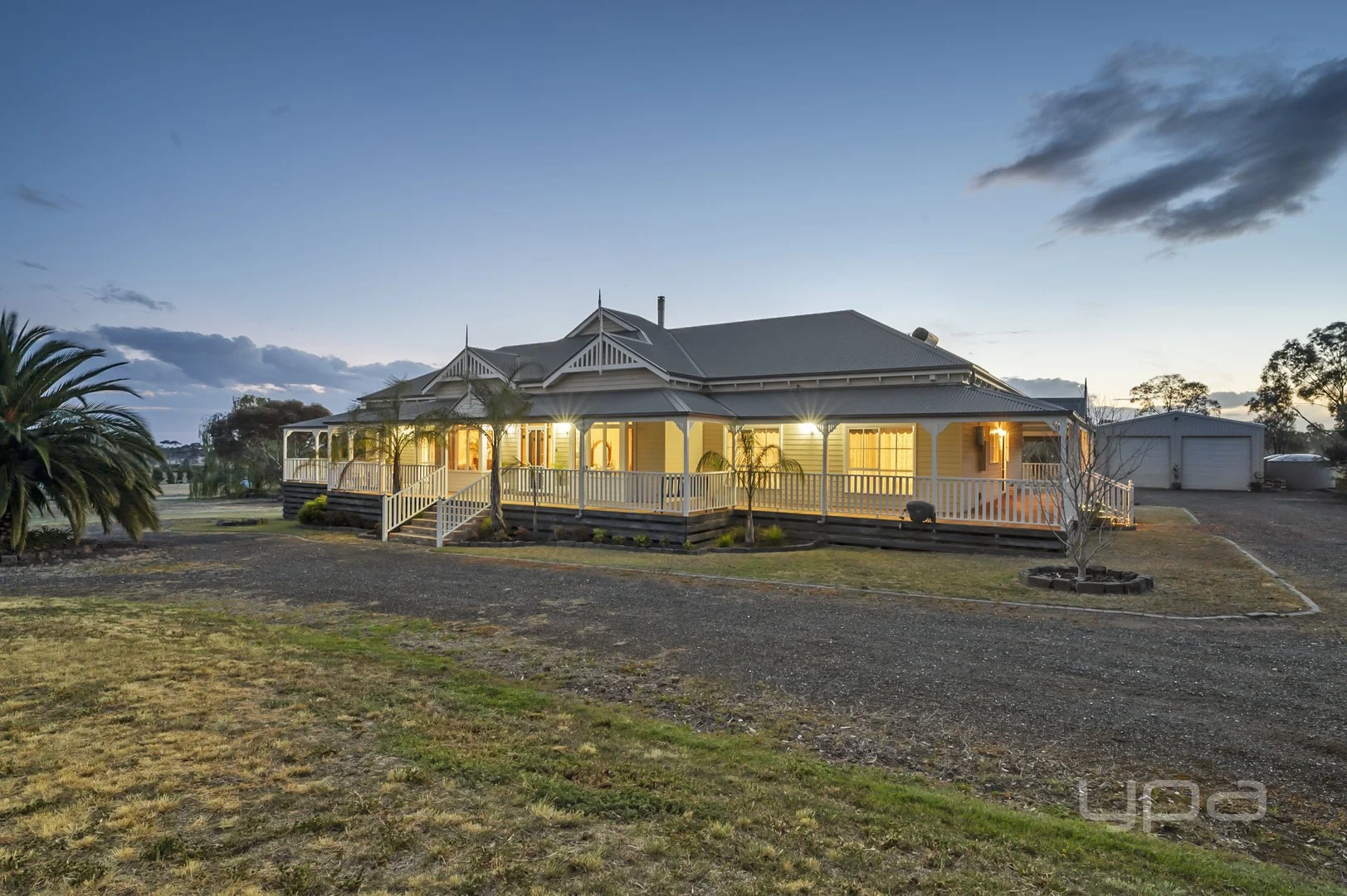 23 Cornwall Park Court, Toolern Vale VIC 3337