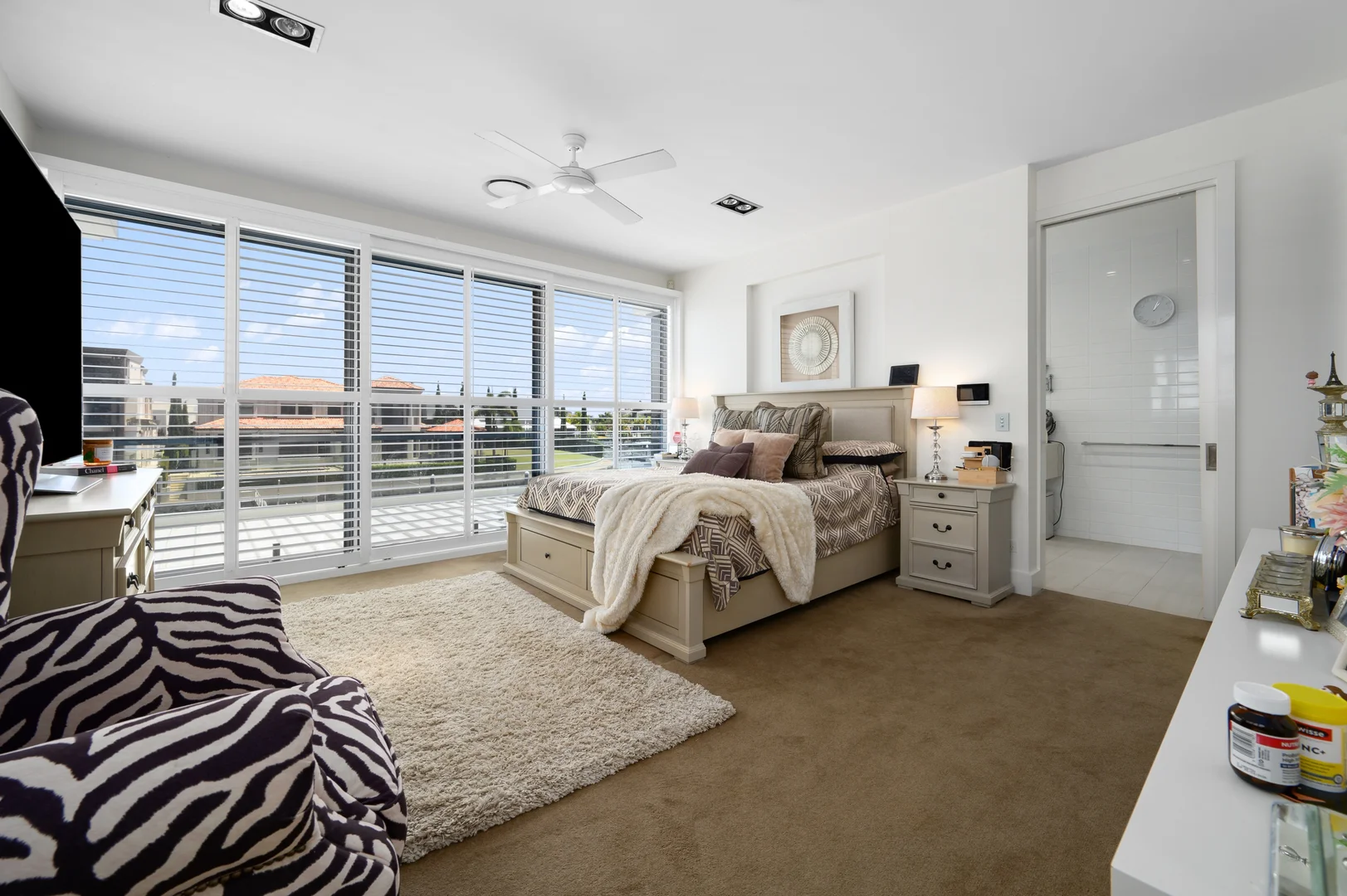 Additional image 13 of 9 Royal Albert Crescent, Sovereign Islands QLD 4216