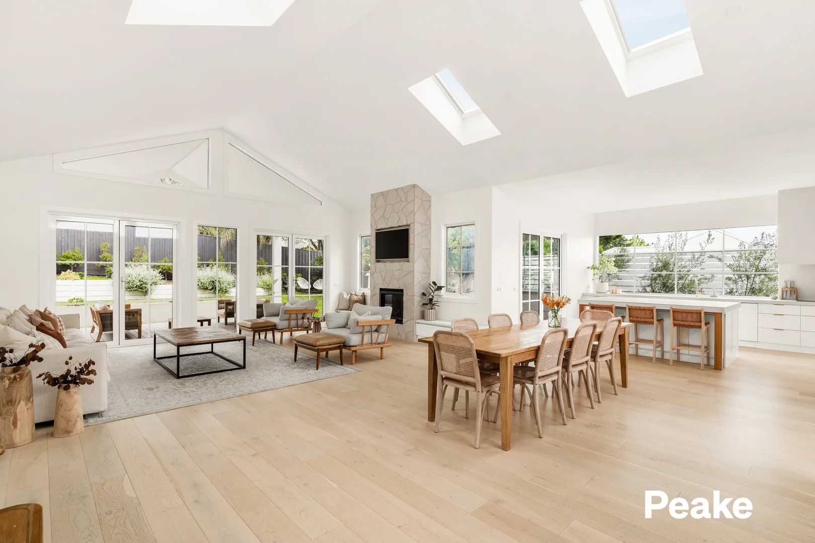 Additional image 7 of 2/34 Peel Street, Berwick VIC 3806