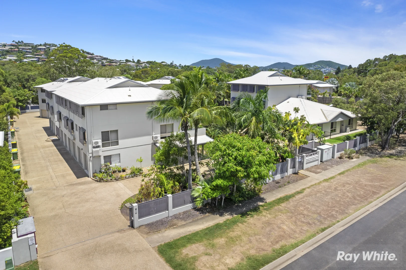 Additional image 26 of 16/7 Short Street, Taranganba QLD 4703