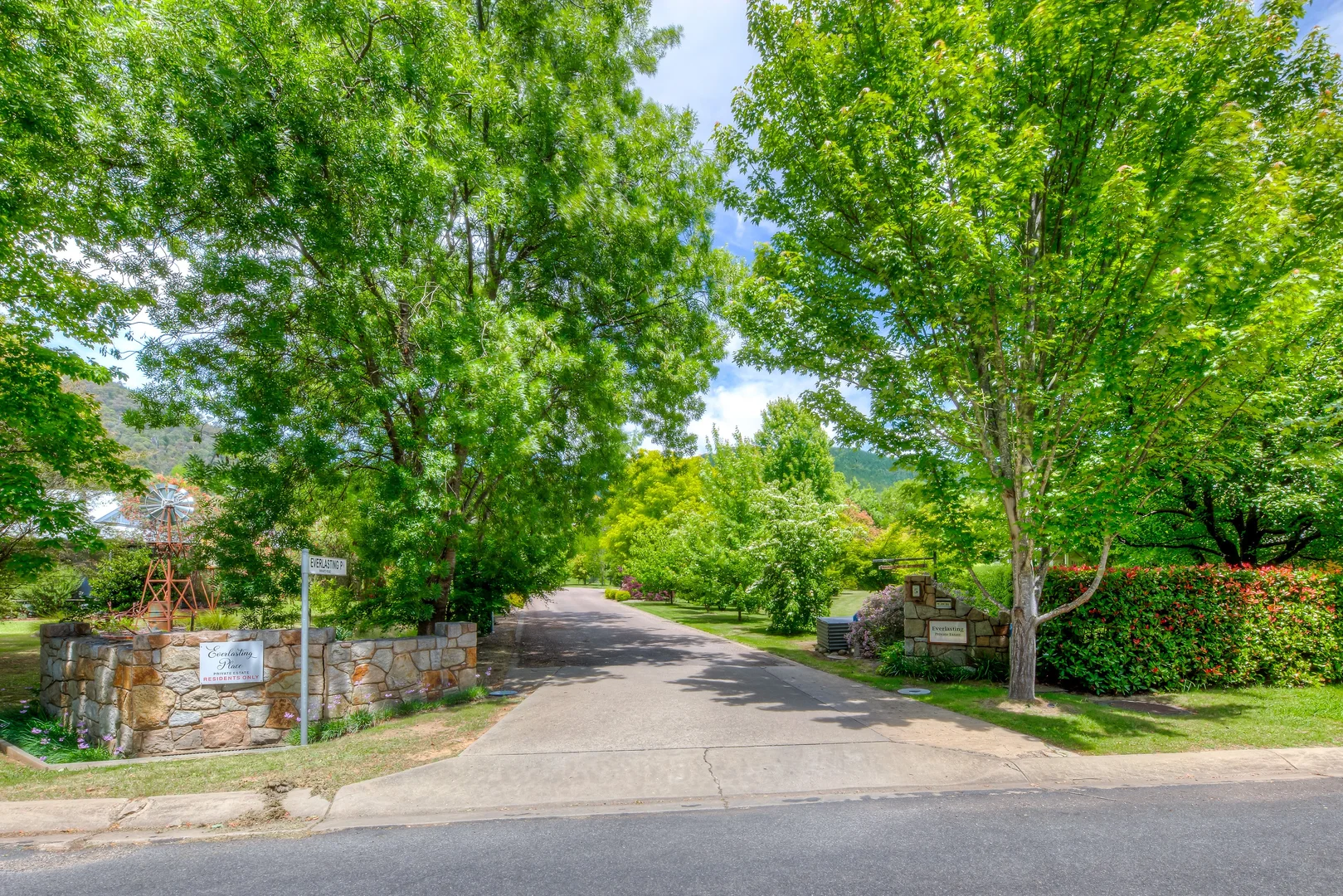 Additional image 25 of 5 Alexandra Court, Bright VIC 3741