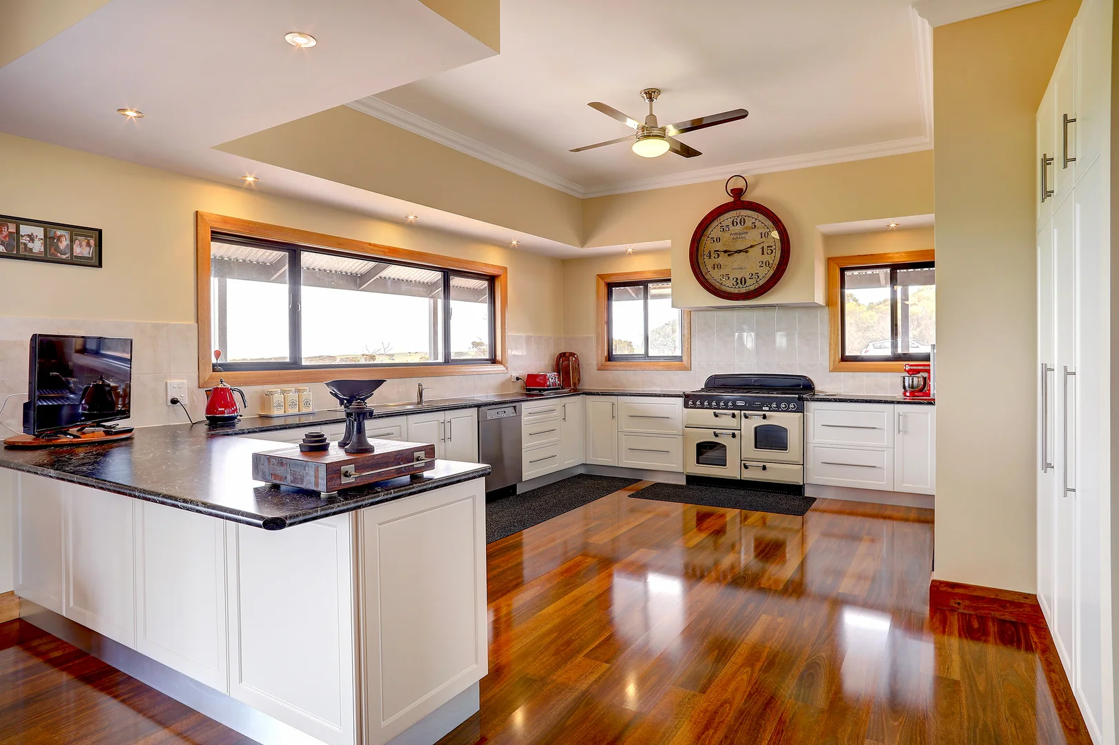 Additional image 3 of 84 Lovegrove Lane, Whites Flat SA 5607