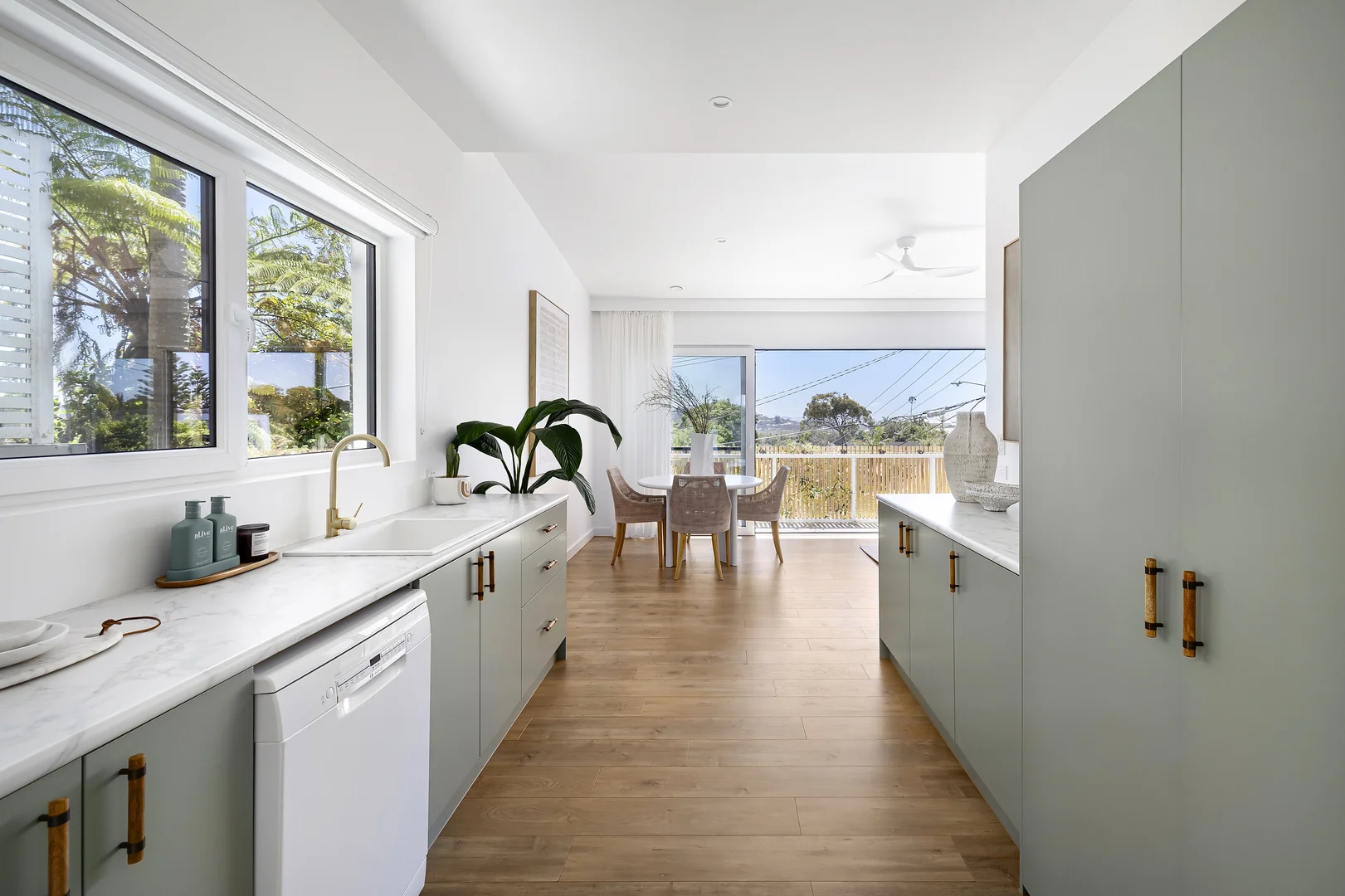 Additional image 10 of 25 Undercliffe Street, Dee Why NSW 2099
