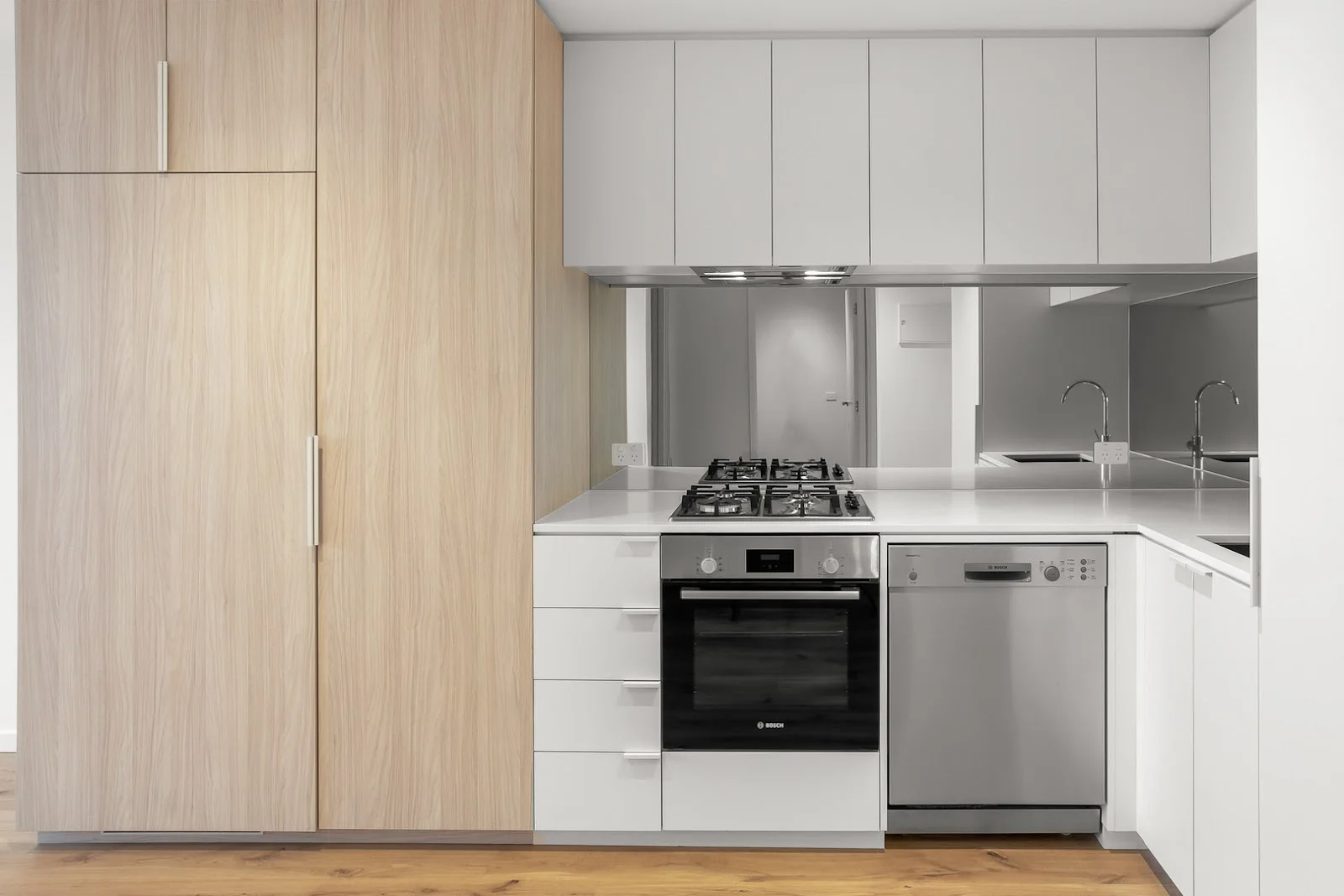 Additional image 2 of 803/5 Joseph Road, Footscray VIC 3011