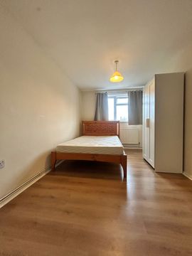 Glengall Grove, London E14, Room to rent