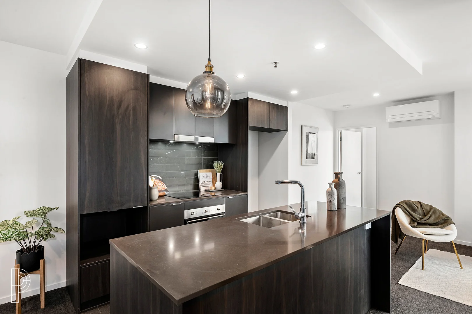 Additional image 2 of 1126/15 Bowes Street, Phillip ACT 2606