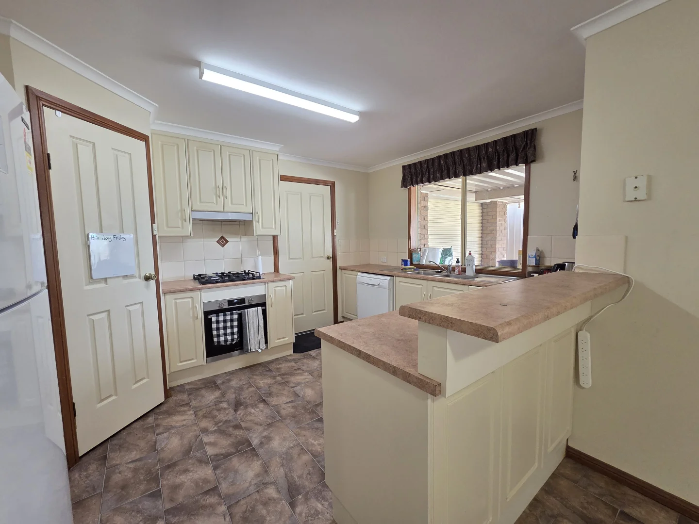 Additional image 11 of 15 Maireana Circuit, Roxby Downs SA 5725