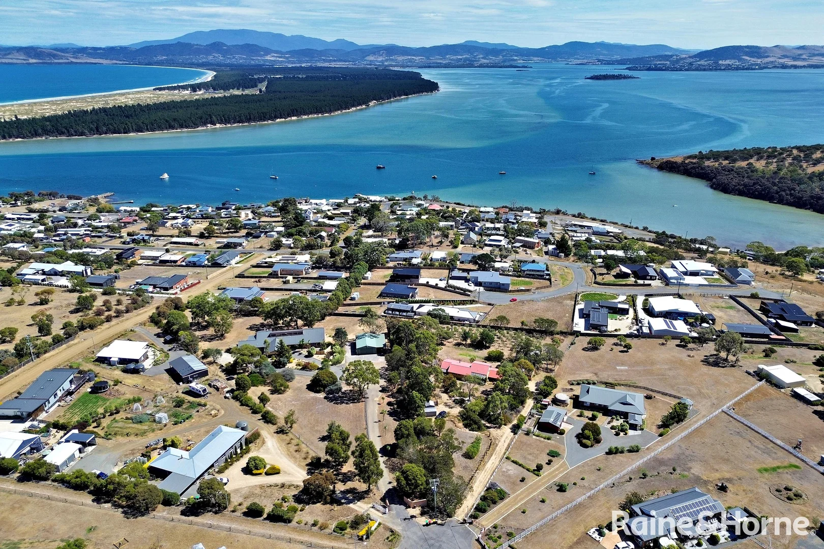 Additional image 32 of 8 Perry Court, Lewisham TAS 7173