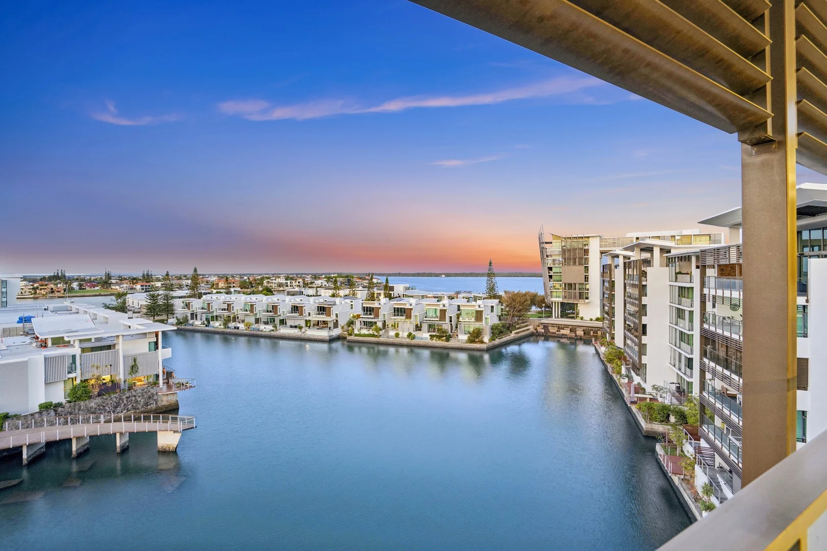 5602 Ephraim Island, Paradise Point QLD 4216