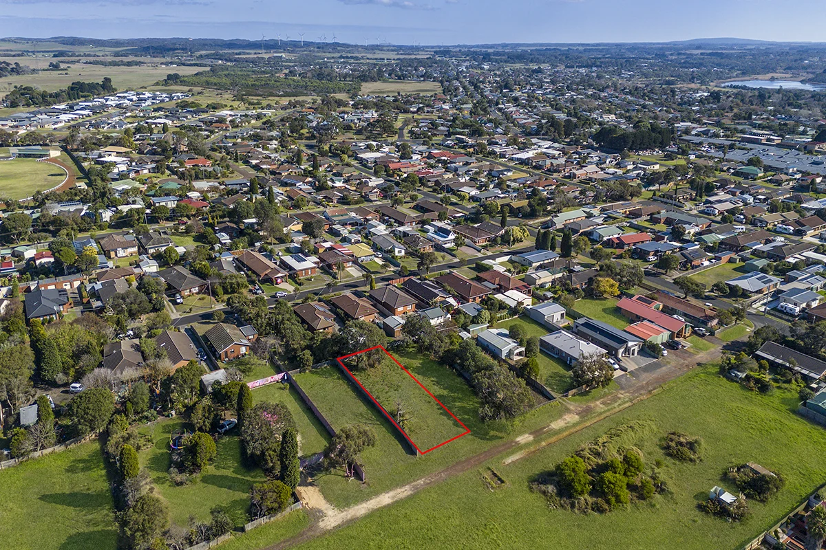 Additional image 2 of 18 Forsyth Street, Portland VIC 3305