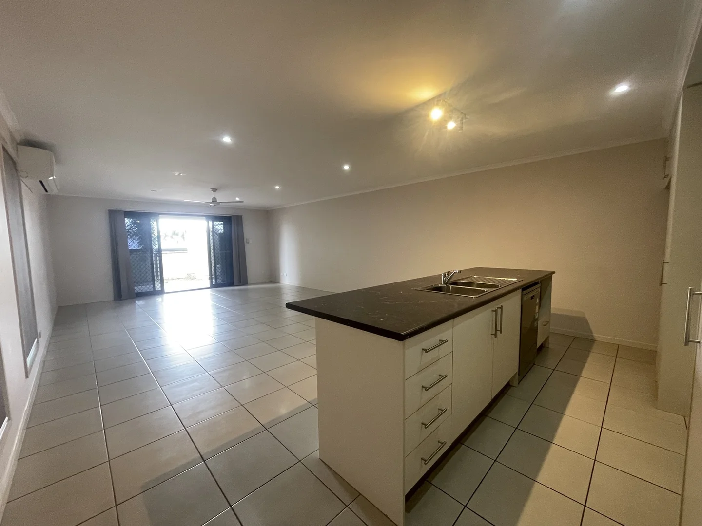 Additional image 4 of 4/11 MACPHERSON Street, Moranbah QLD 4744