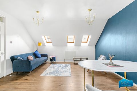 Treves Close, Winchmore Hill, London N21