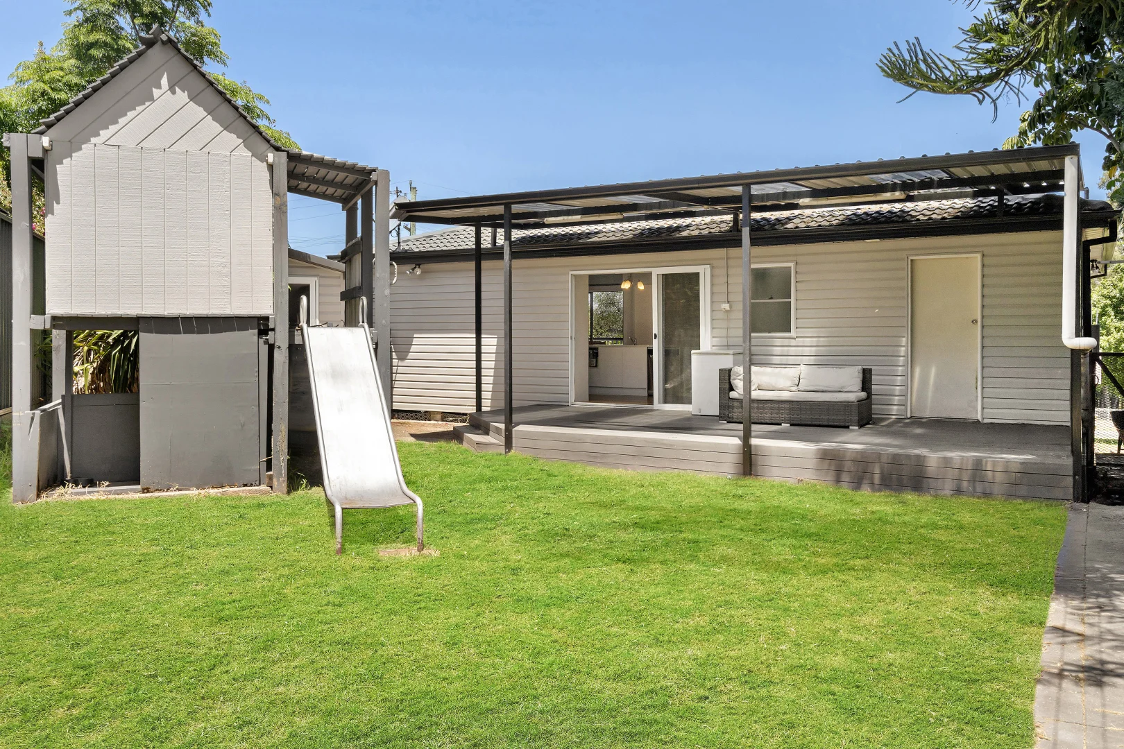 Additional image 8 of 26 Pambula Crescent, Woodpark NSW 2164
