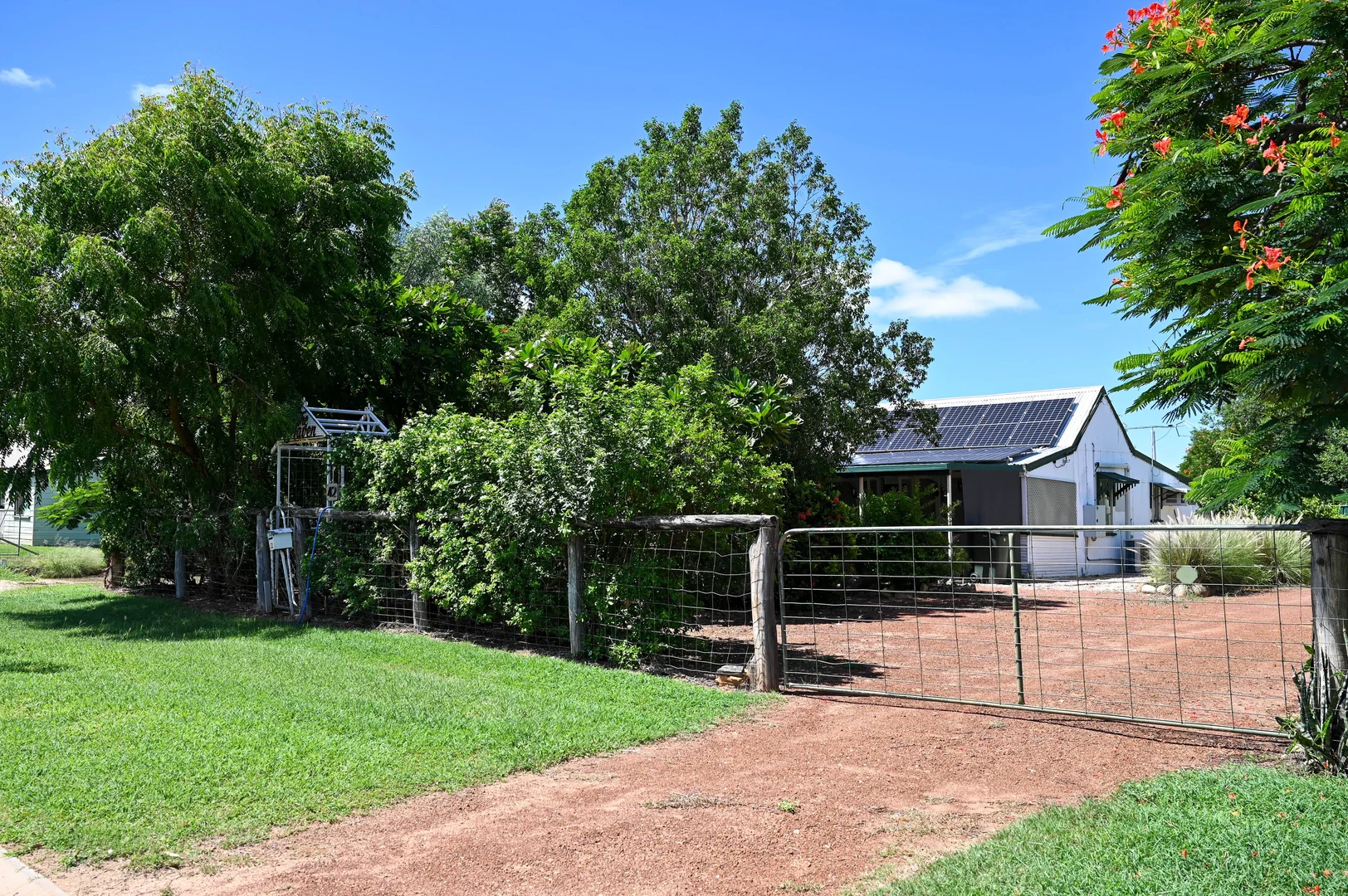 Additional image 24 of 42 Thistle Street, Blackall QLD 4472