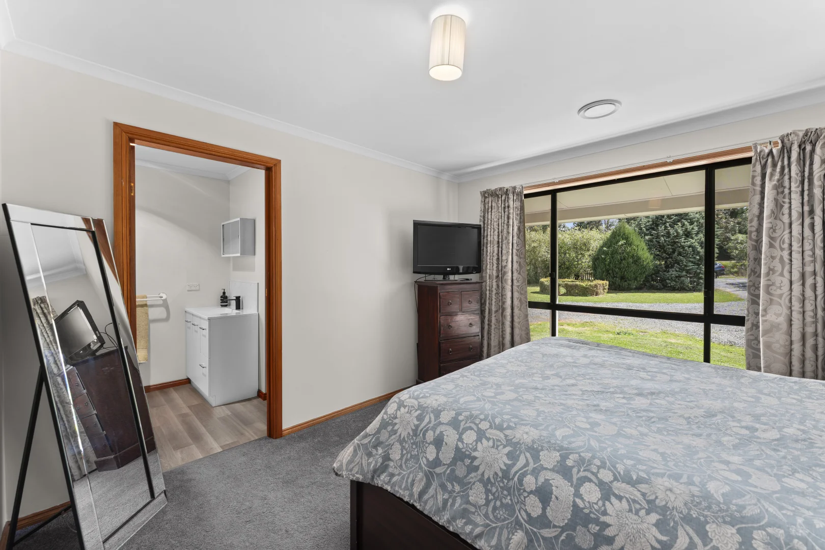 Additional image 10 of 1 Derwent Avenue, Margate TAS 7054