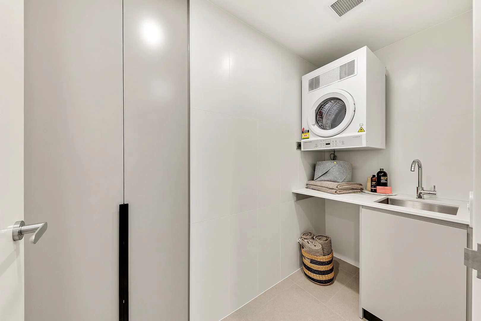 Additional image 28 of 27/7 State Circle, Forrest ACT 2603