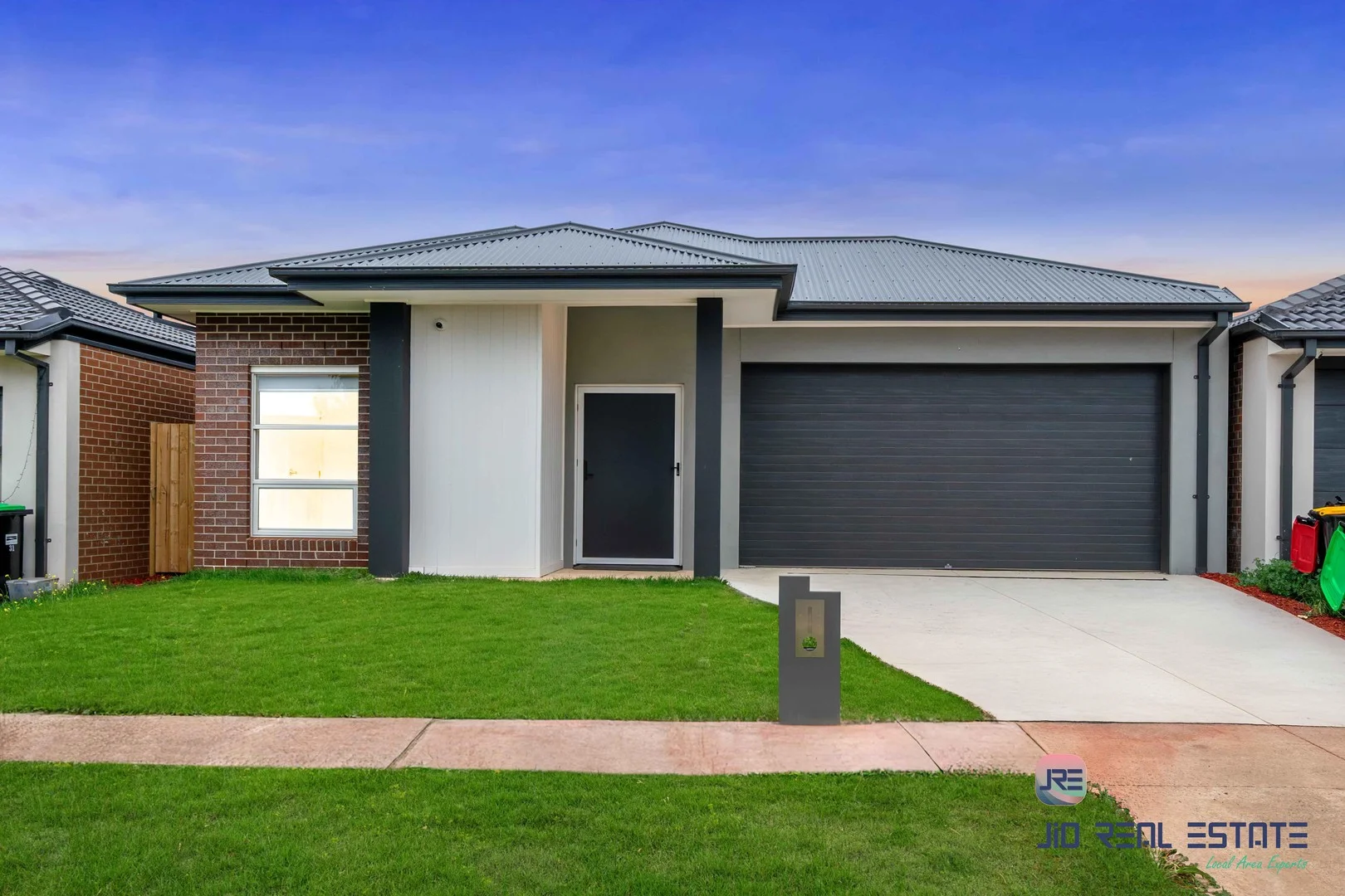 33 Morningside Drive, Thornhill Park VIC 3335