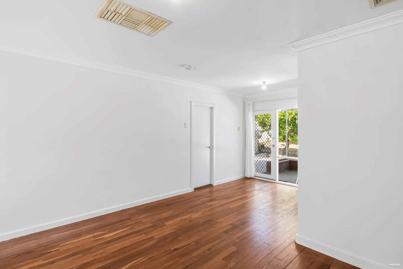 Additional image 8 of 21 Millen Street, Mount Nasura WA 6112