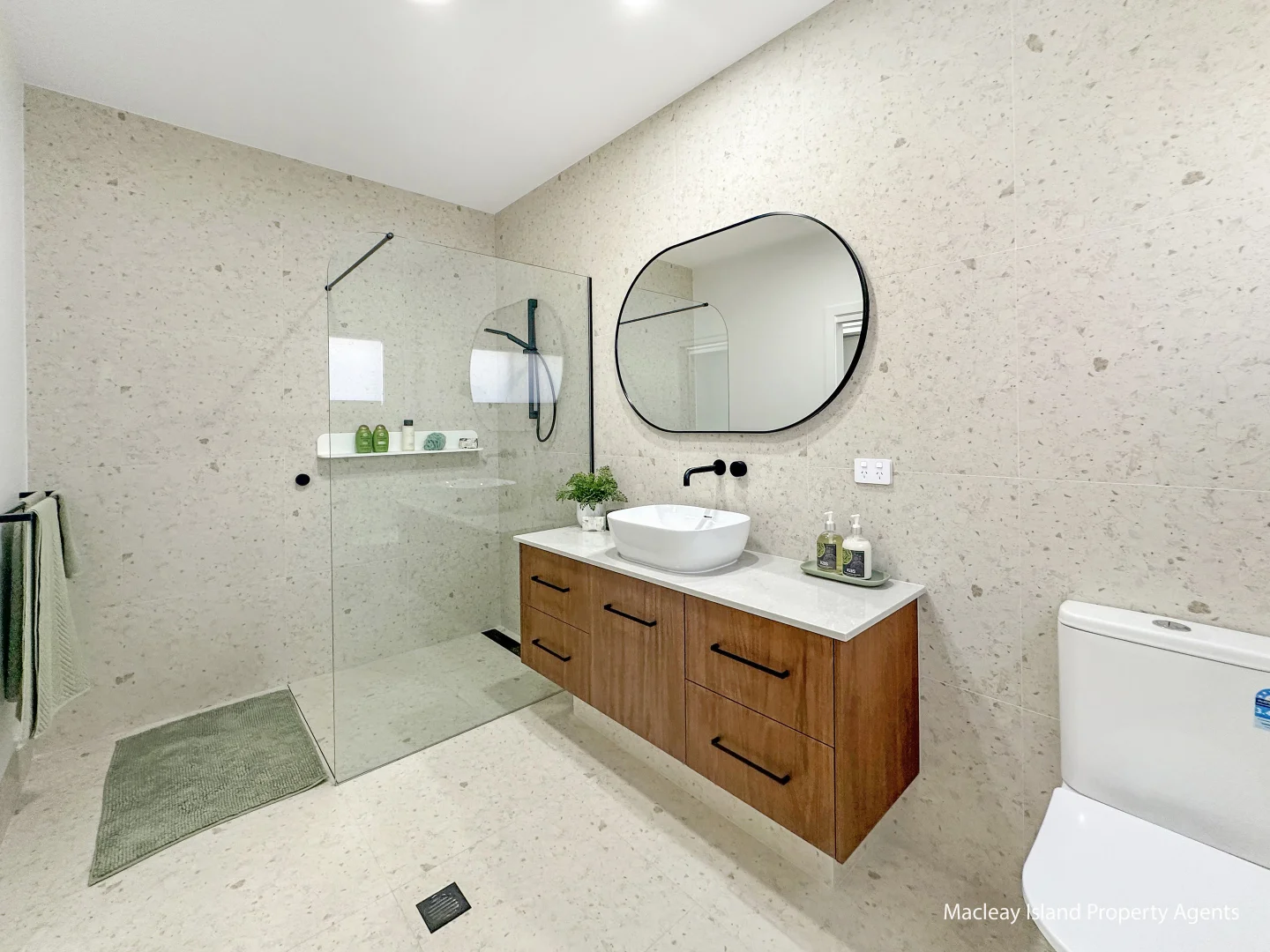 Additional image 19 of 25 Betty Street, Macleay Island QLD 4184