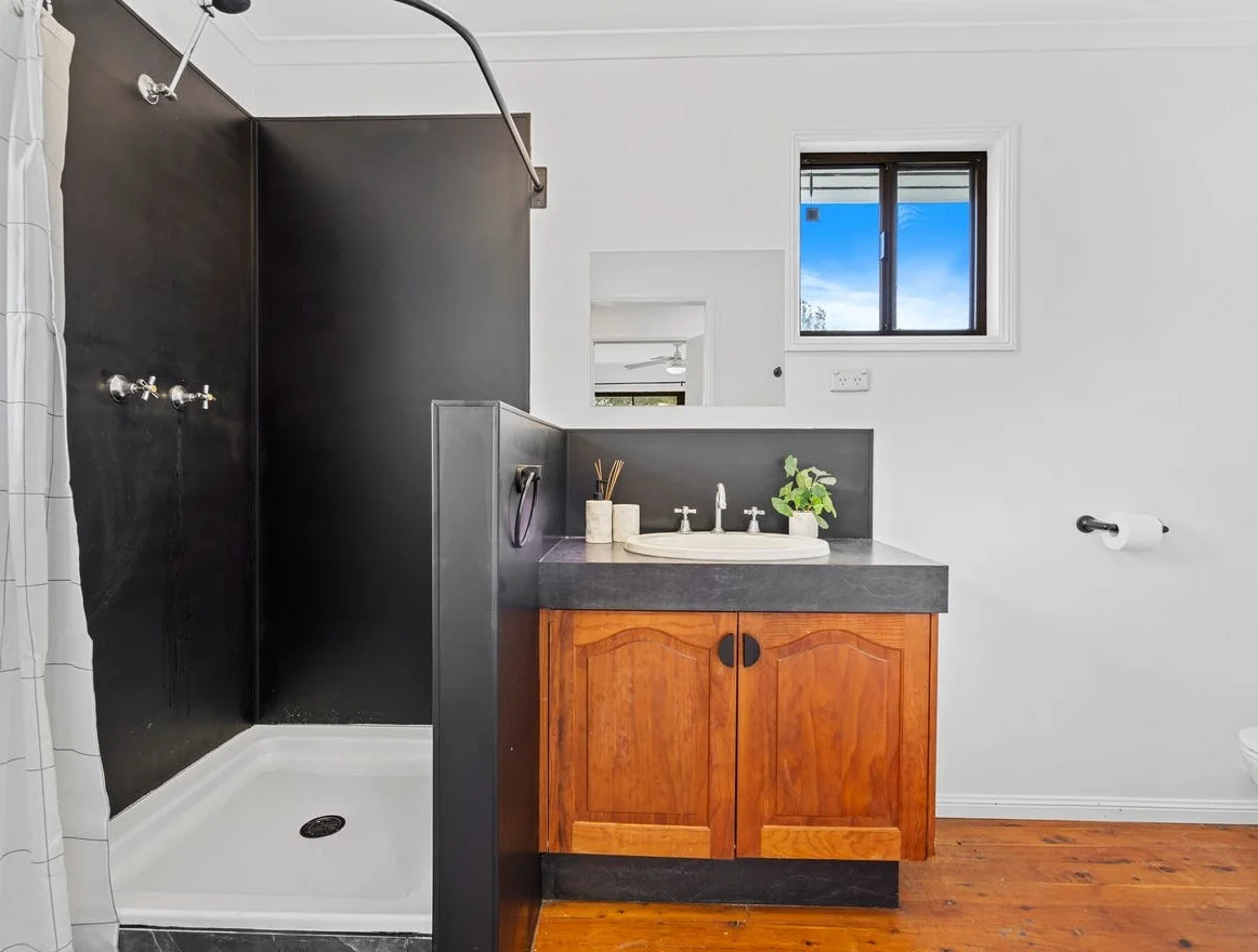 Additional image 12 of 96 Goondool Street, Kooringal QLD 4025