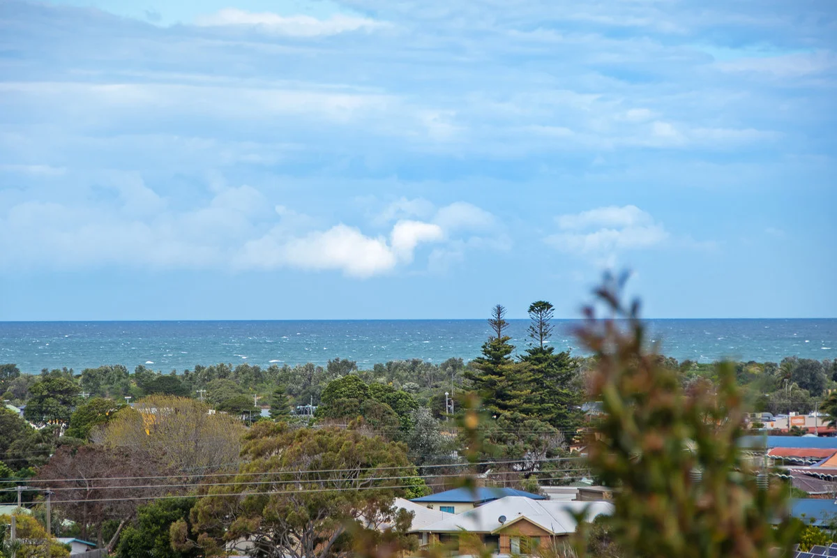 Additional image 9 of 2 Alieca Rise, Lakes Entrance VIC 3909