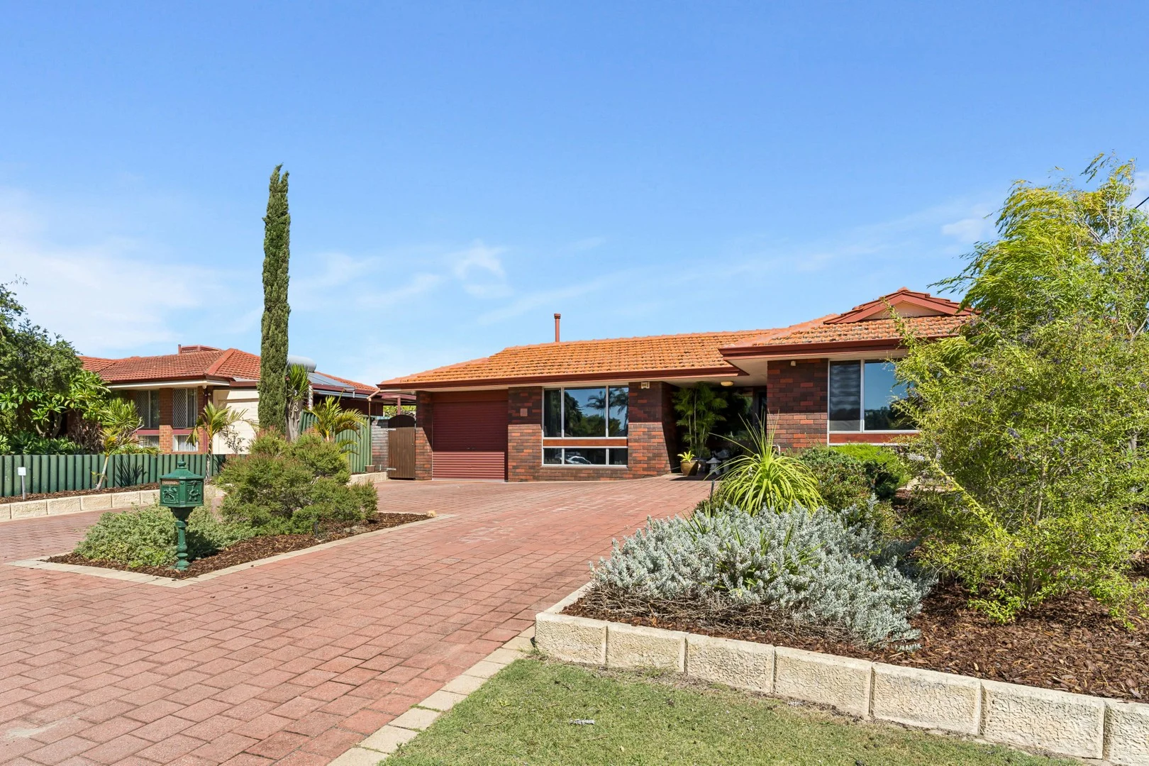 34 Helena Crescent, Thornlie WA 6108