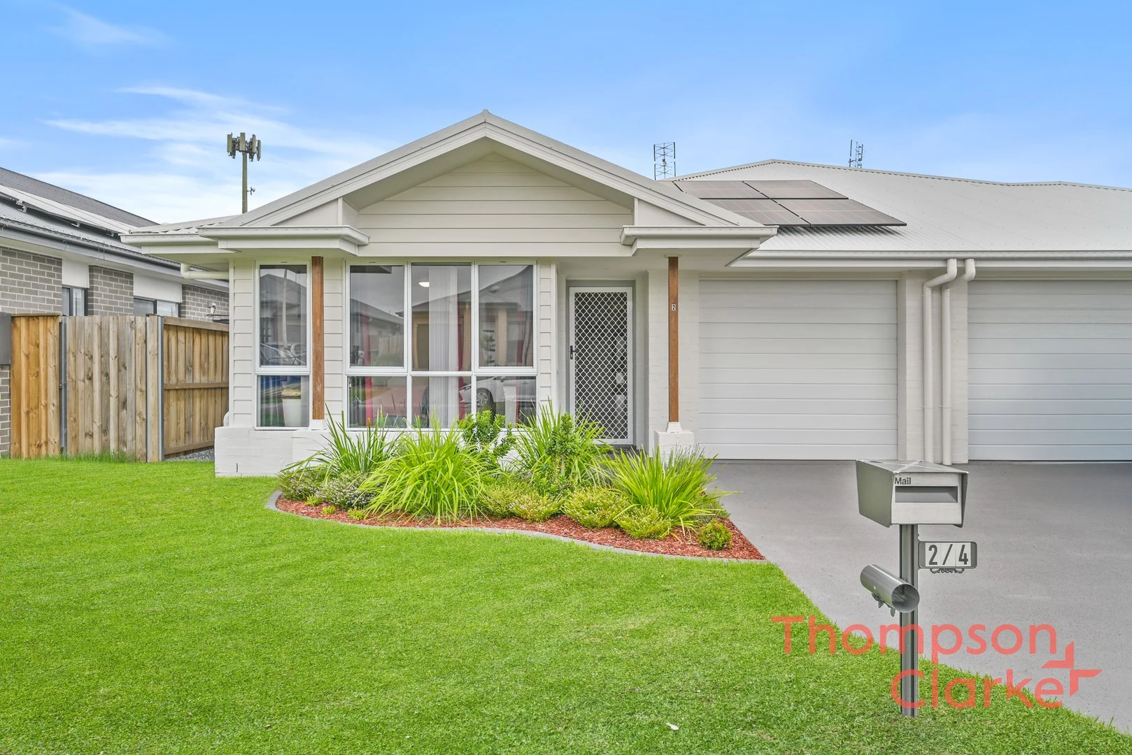 2/4 Caputar Way, Lochinvar NSW 2321
