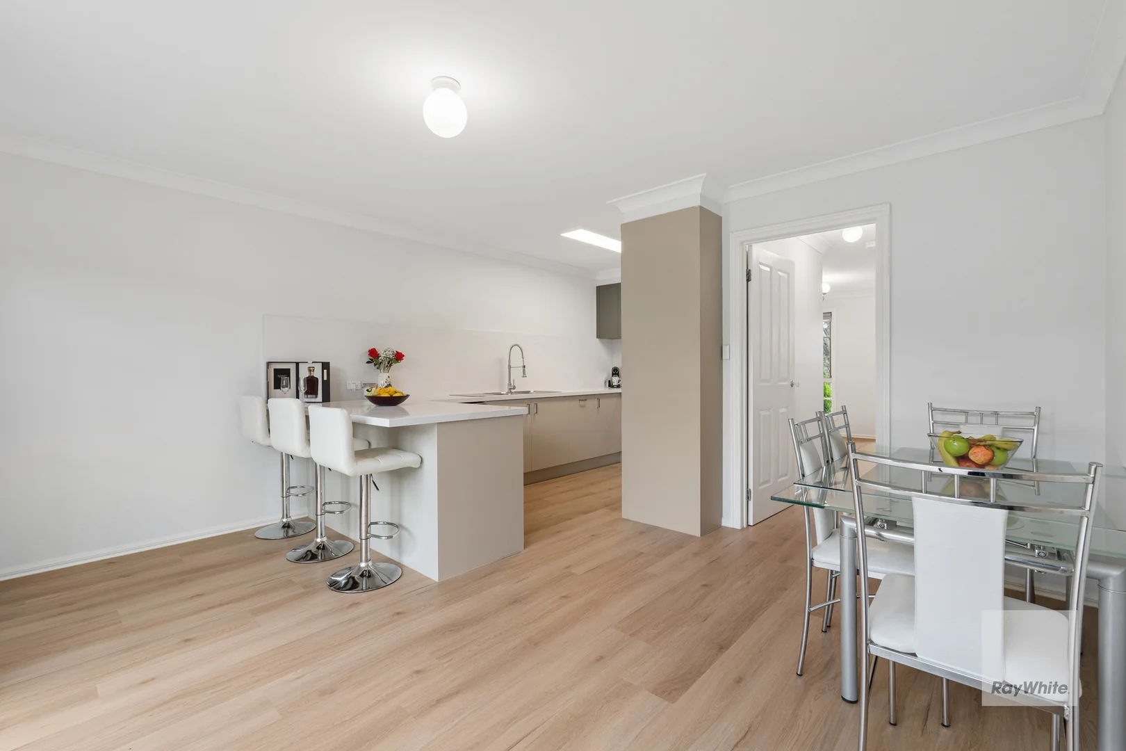 Additional image 4 of 3 Medeo Court, Sydenham VIC 3037