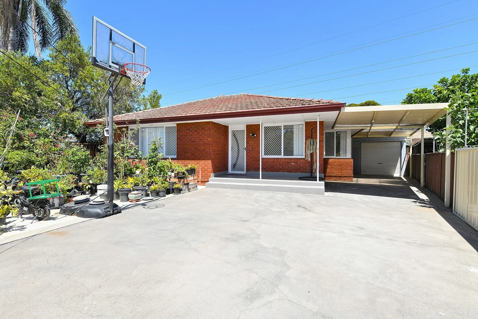 3 Gilliver Crescent, Greenacre NSW 2190