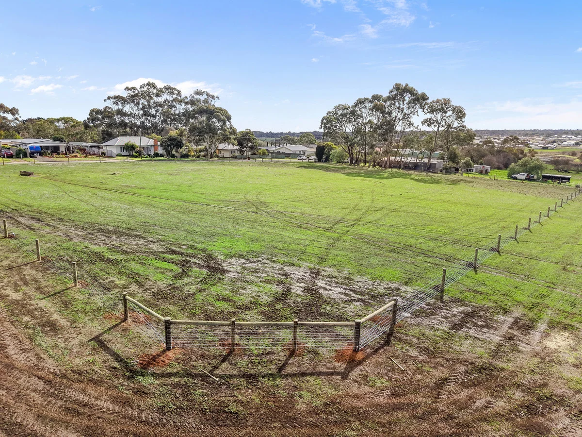 Additional image 3 of 11 Wedge Street, Hamilton VIC 3300