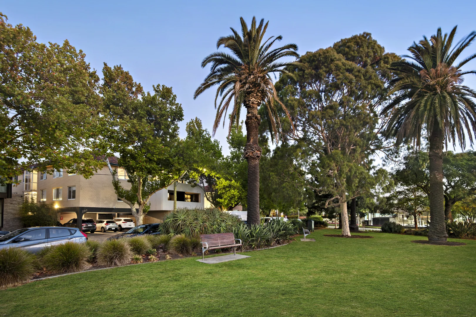 Additional image 10 of 2/208 Tennyson Street, Elwood VIC 3184