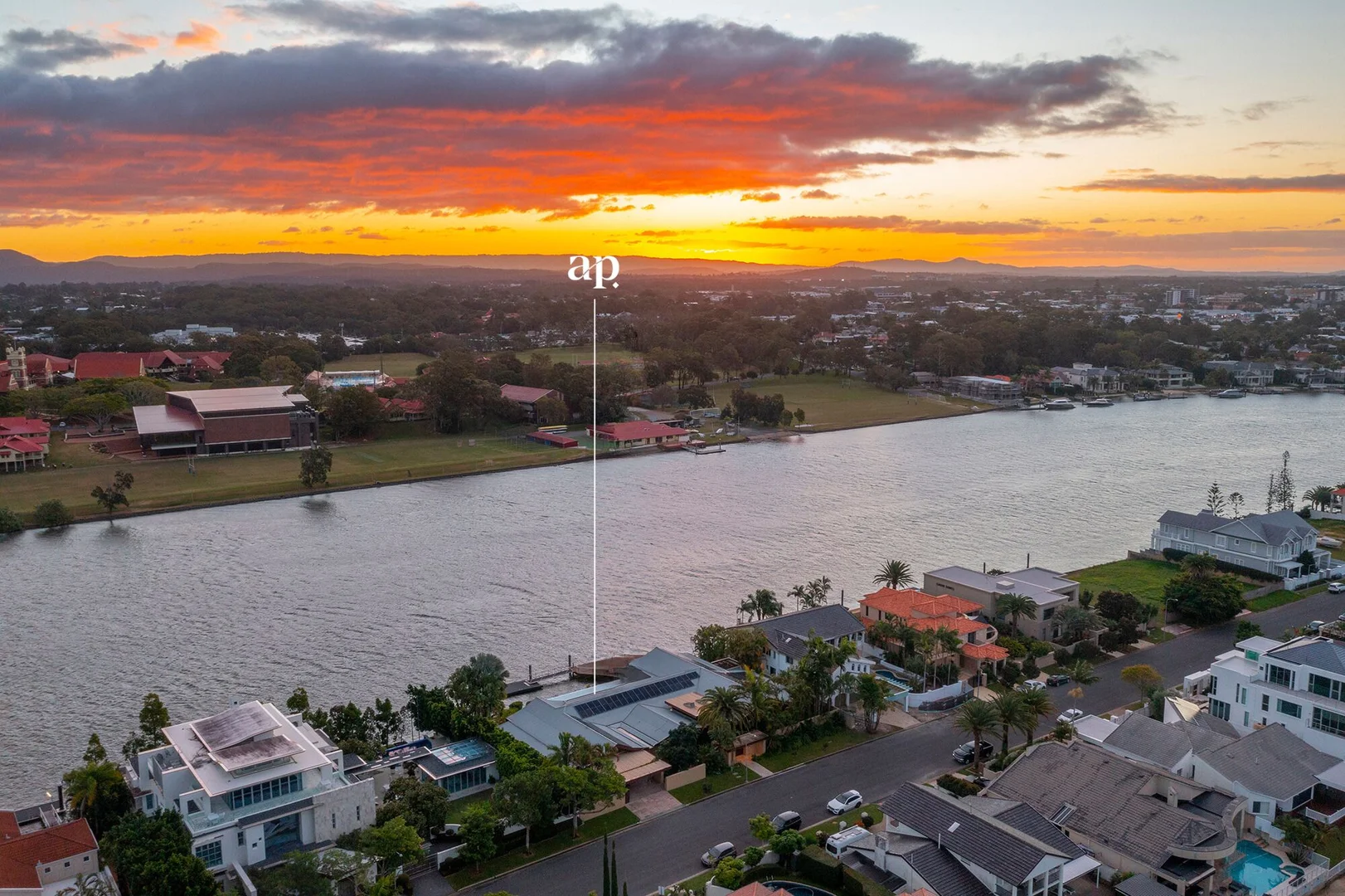 Additional image 2 of 137-139 Commodore Drive, Paradise Waters QLD 4217