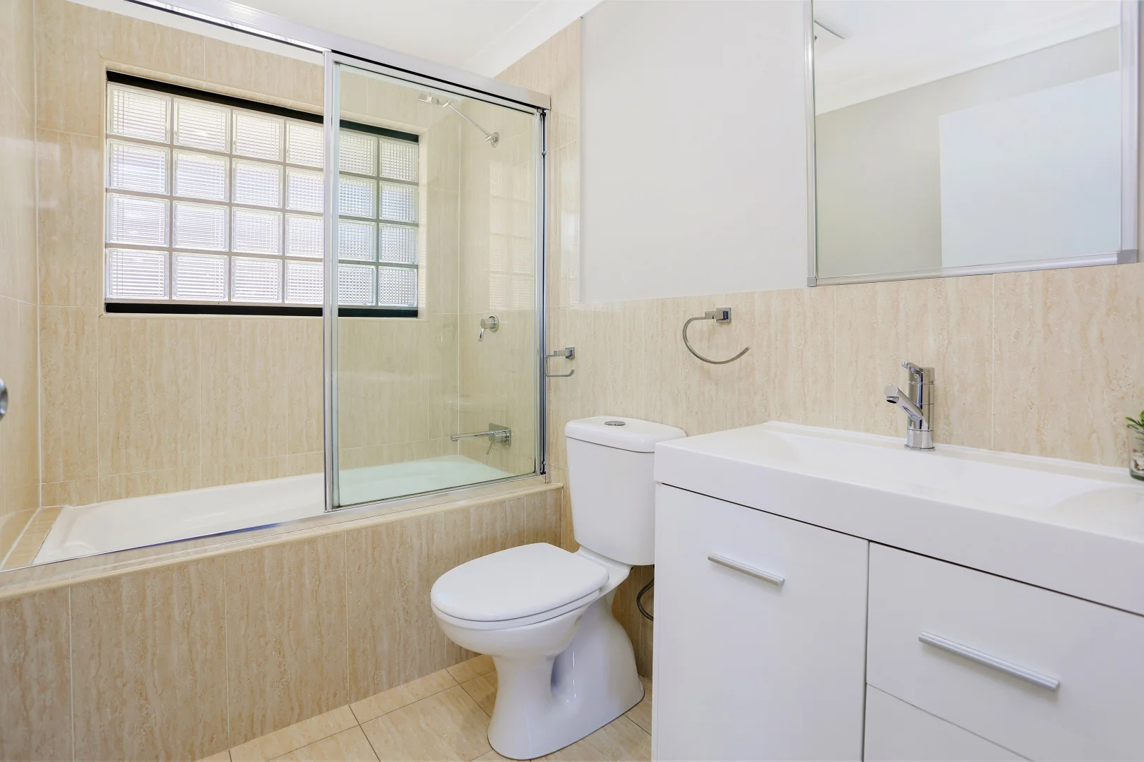 Additional image 7 of 1 Aylward Avenue, Quakers Hill NSW 2763